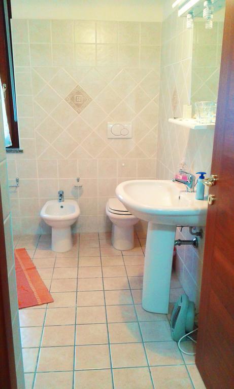 Piccolo B Apartment Bosa Luaran gambar